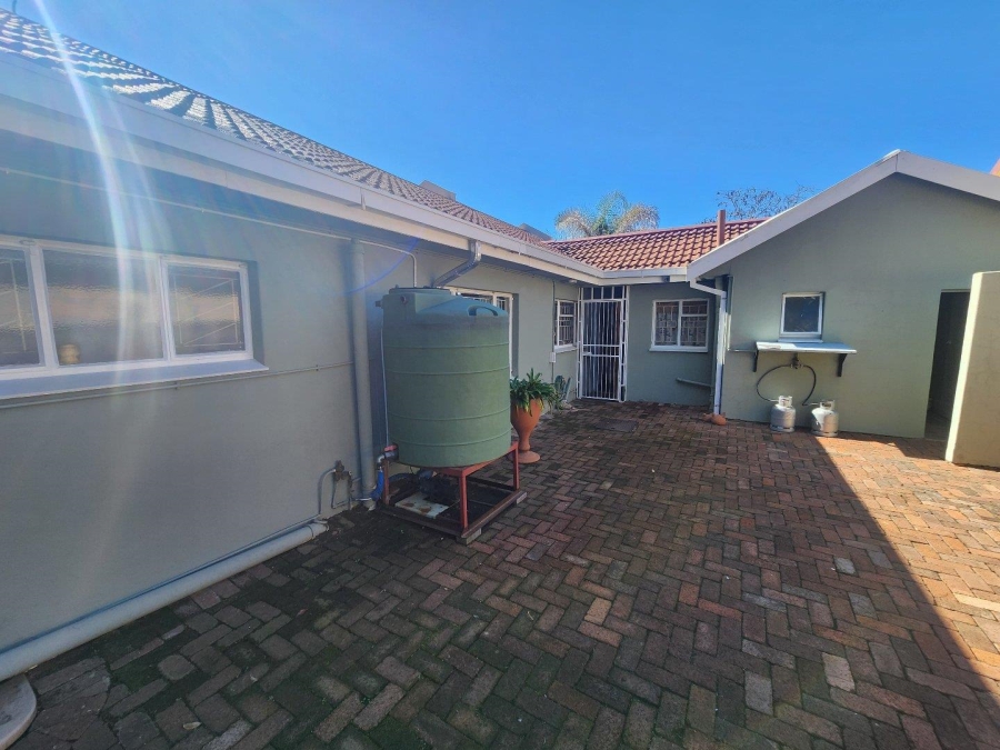 4 Bedroom Property for Sale in Fichardt Park Free State
